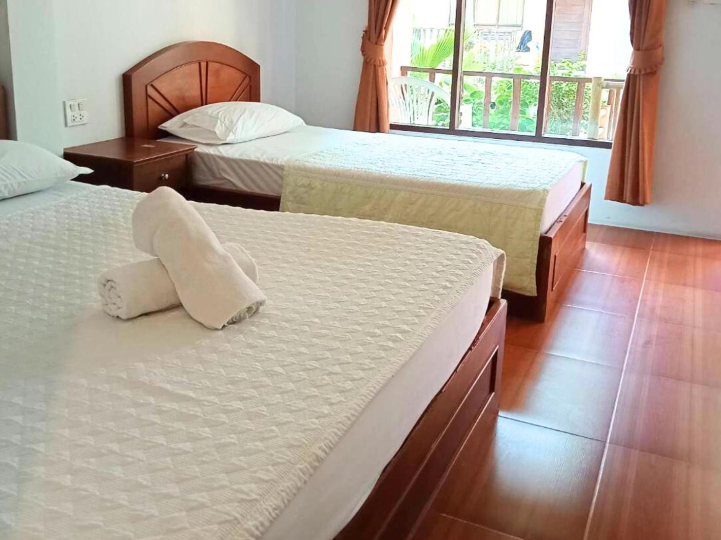 Bank Guesthouse 哈林海滩 外观 照片